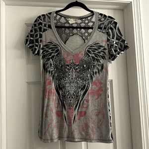 Angels & Diamonds lace v-neck Sz M